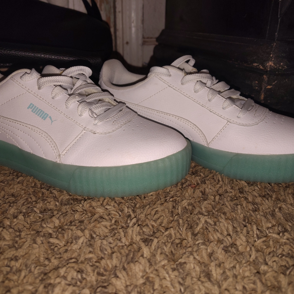 PUMA White and Teal Sneakers